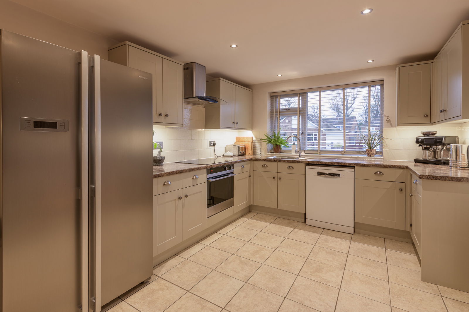 5, Arnhem Drive, Grantham photo 4