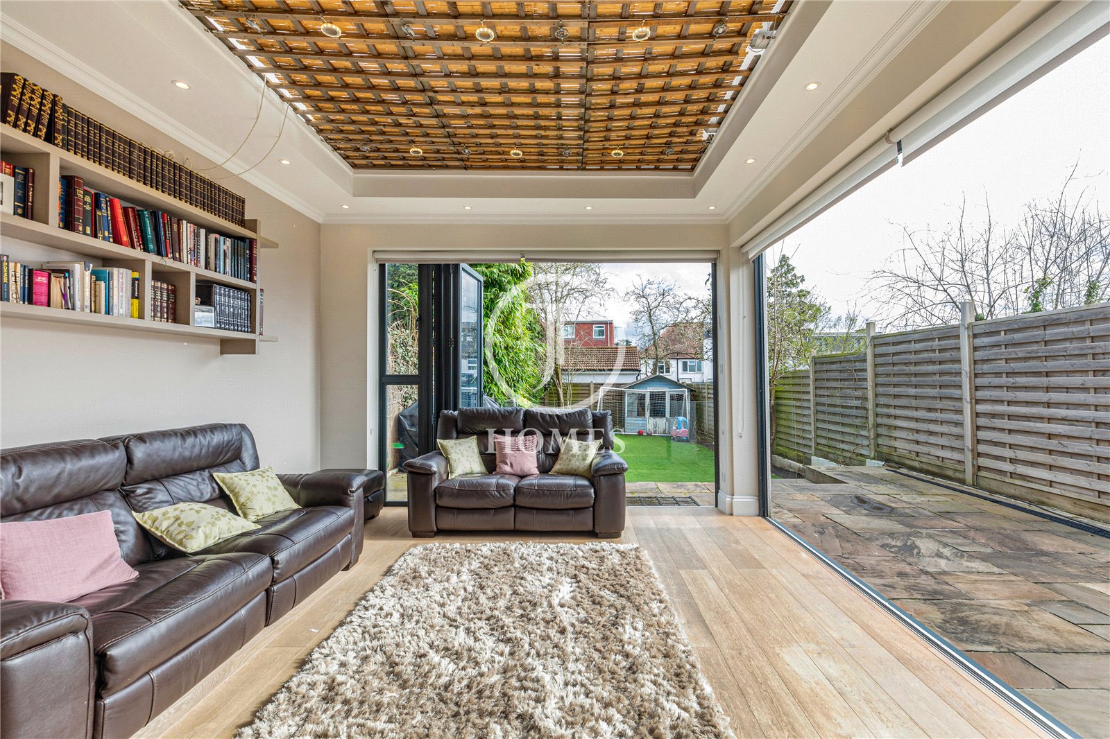 Photos of Holders Hill Crescent, London NW4 66856050 PrimeLocation