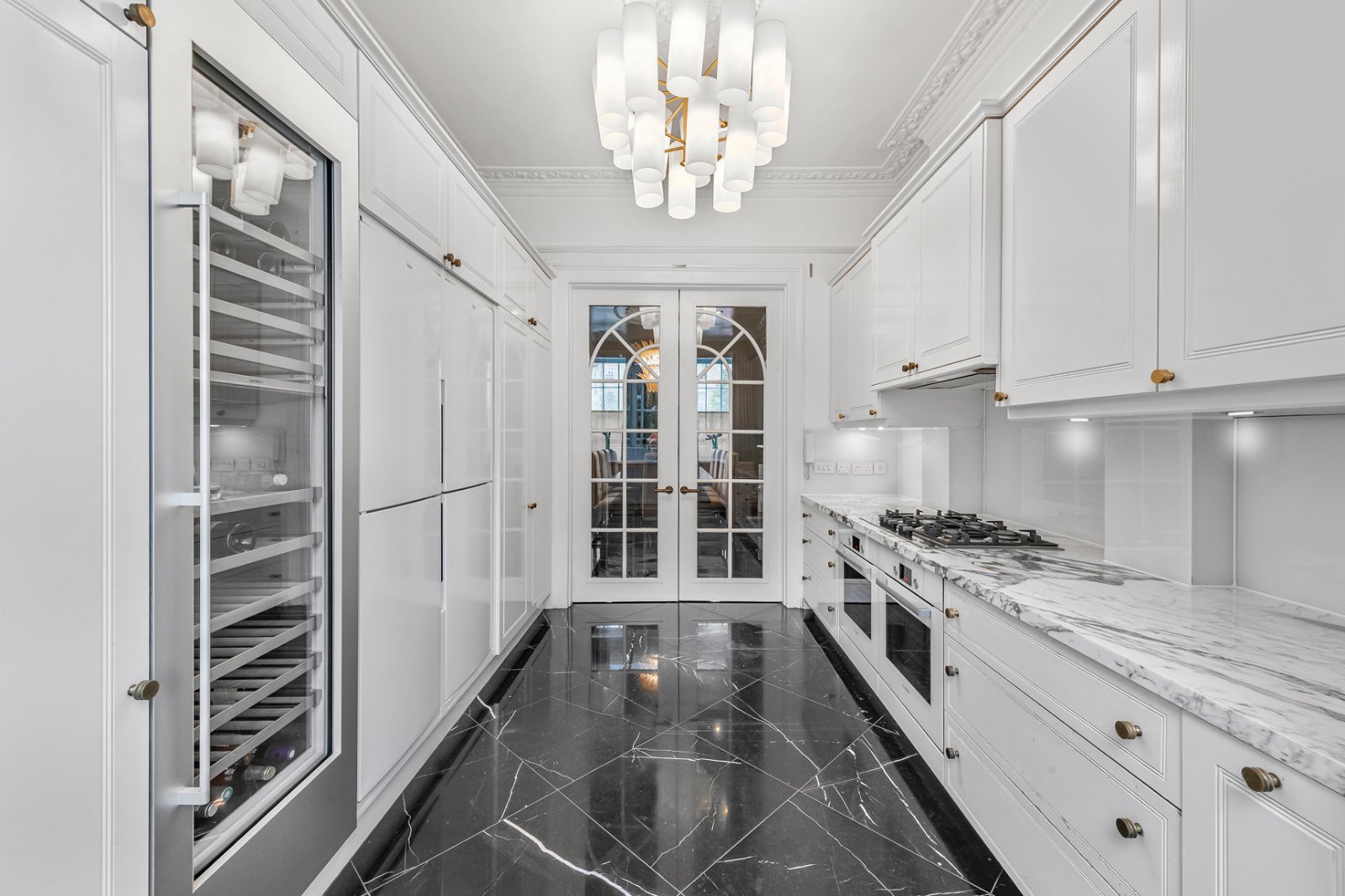 6 bedroom terraced house for sale 0