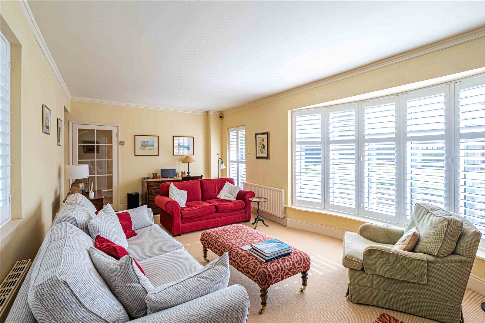 4 bedroom detached house for sale 0