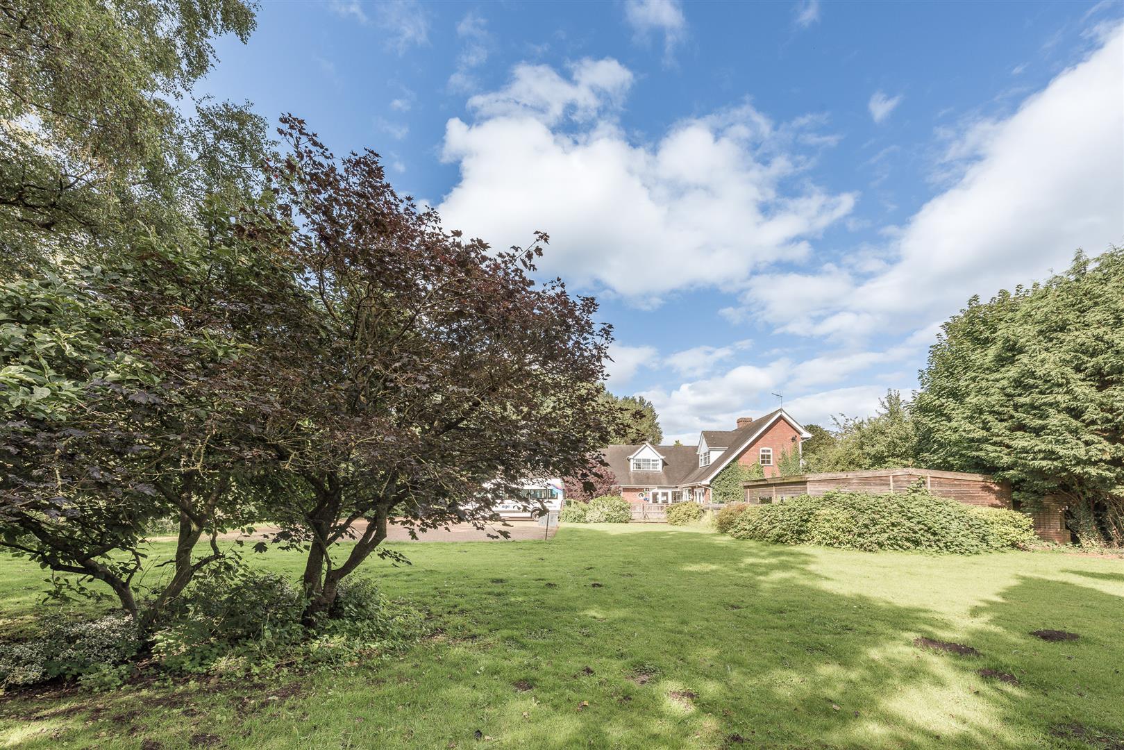 Photos of Orton Lane, Lower Penn, Wolverhampton WV4 65365150