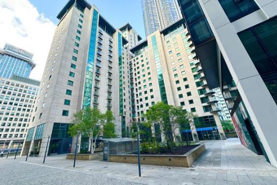 ., Discovery Dock, Canary Wharf, South Quay photo 4