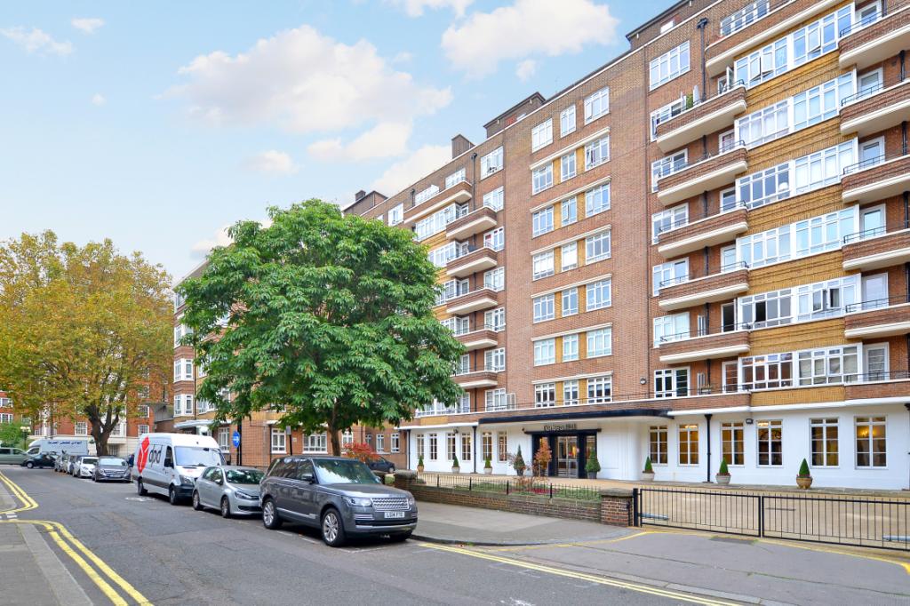 2 Bedrooms Flat to rent in Portsea Place, London W2