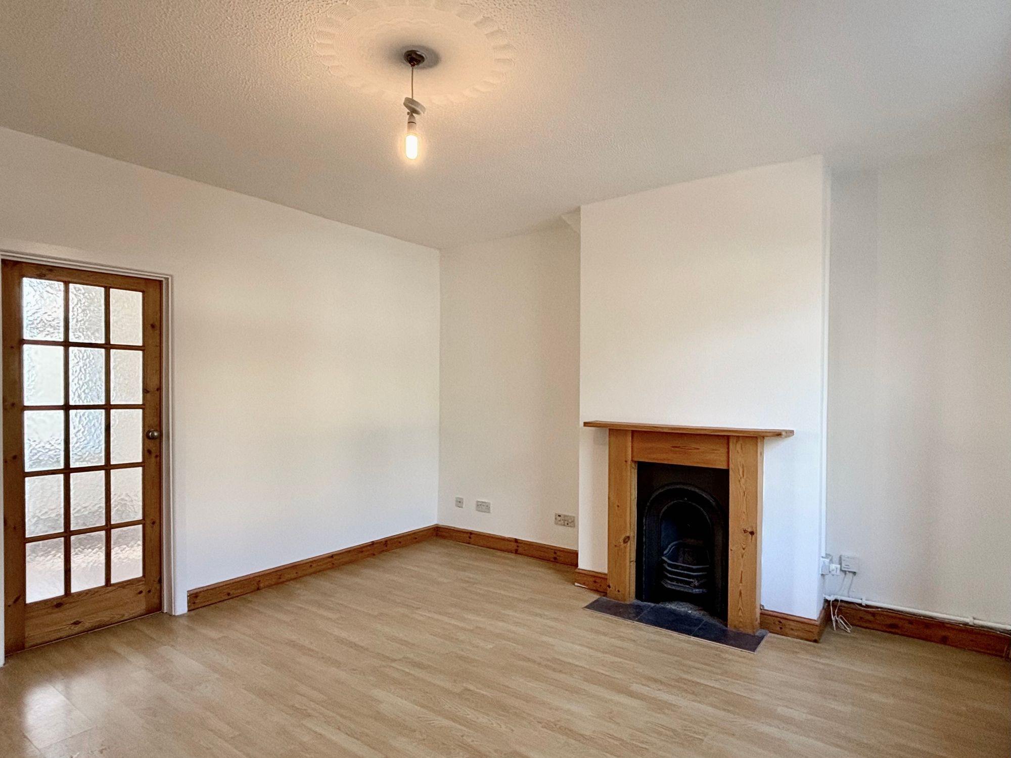 86 Mount Pleasant, Swansea photo 2