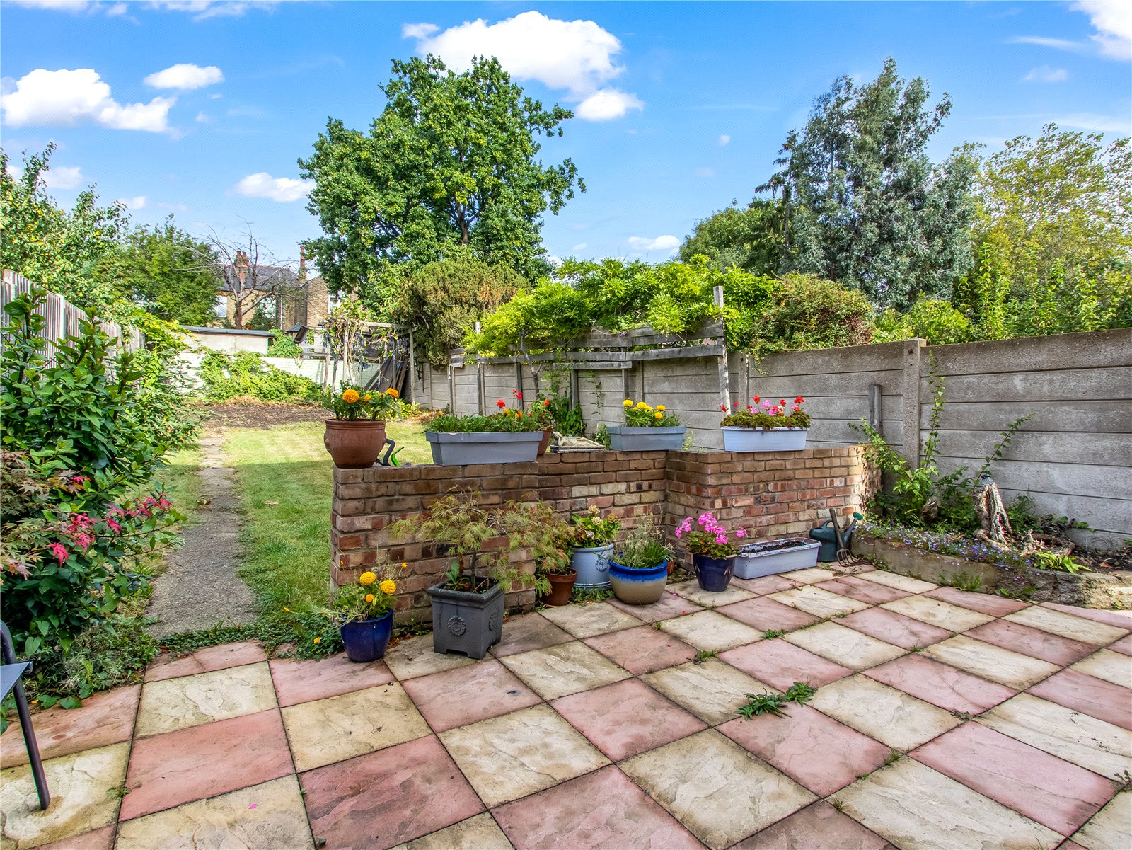 5 bedroom semi-detached house for sale 0