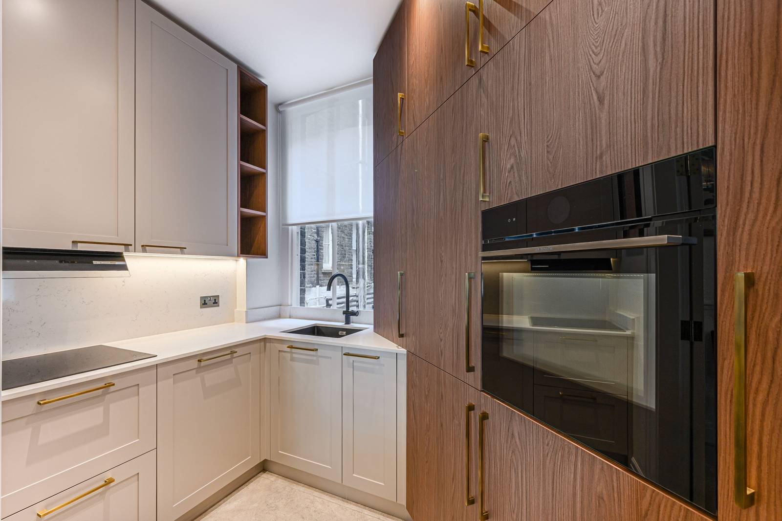 3 bedroom flat for sale 0