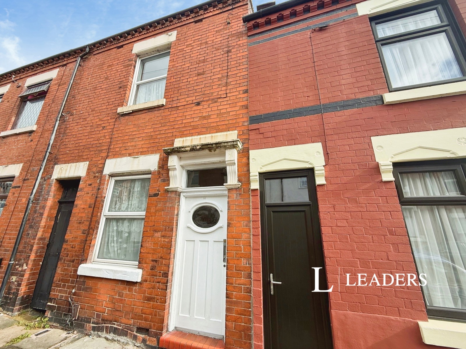 98, Richmond Street, Staffordshire photo 2