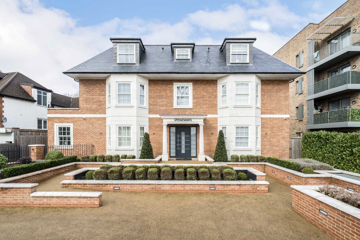 2 bedroom flat for sale 0