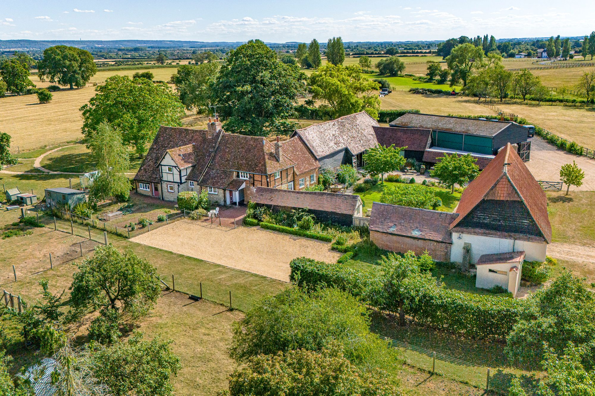 4 bedroom property for sale 0