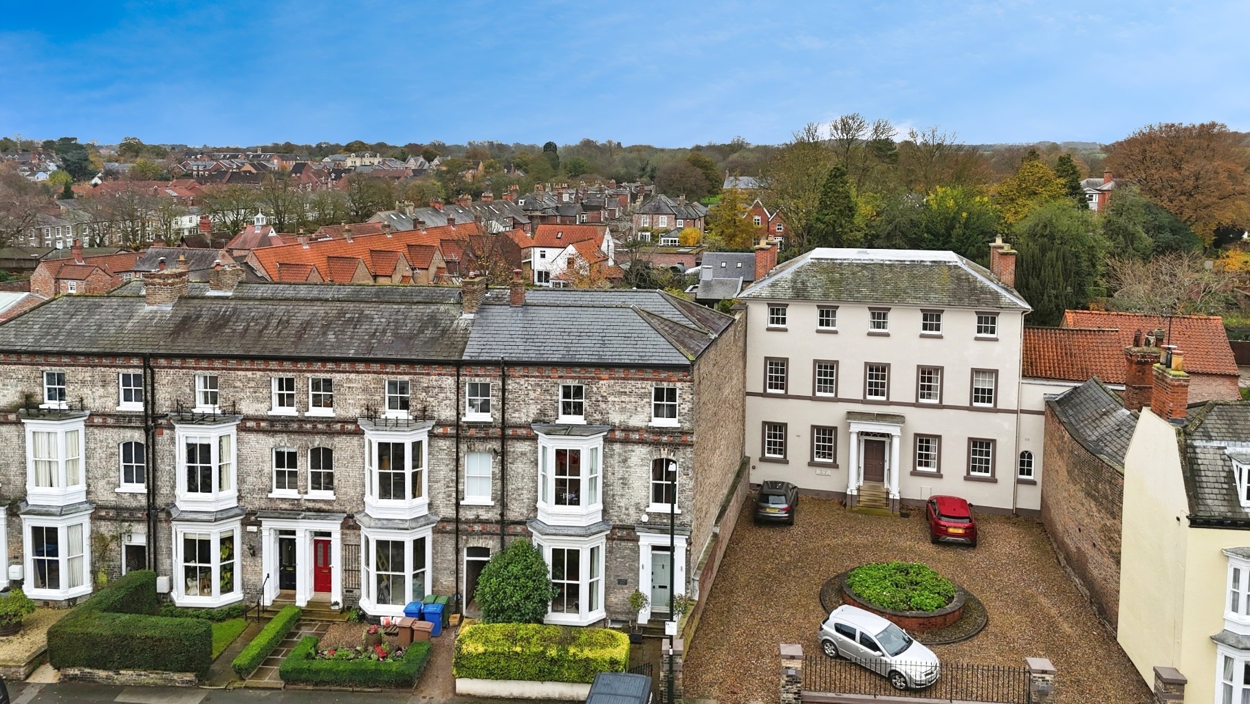 6 bedroom end terrace house for sale 0