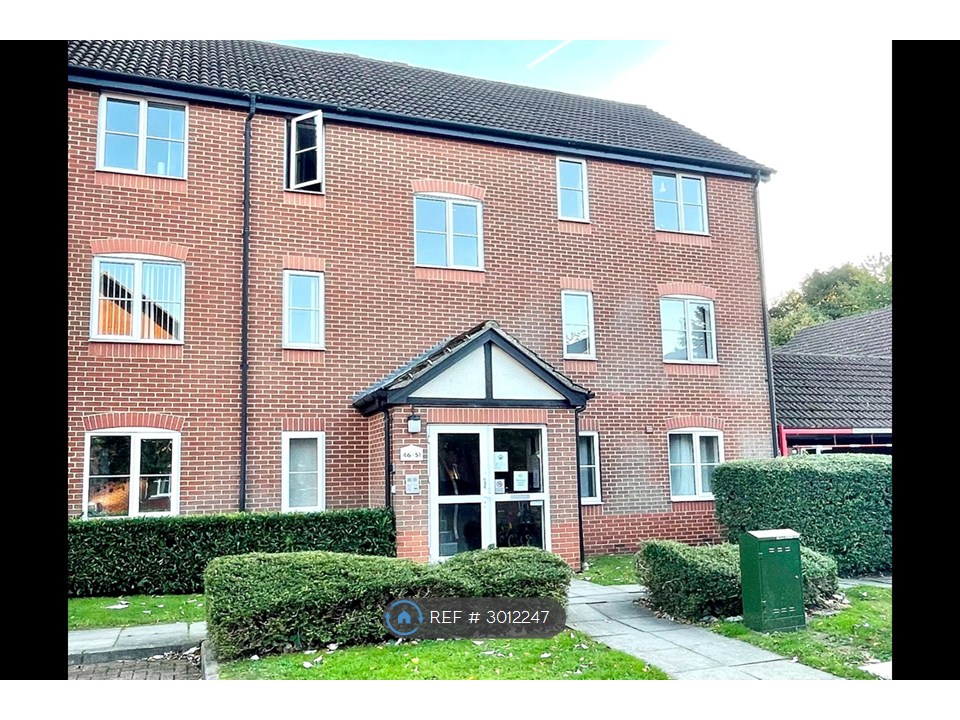 Admirals Court, Rose Kiln Lane, Reading photo 2