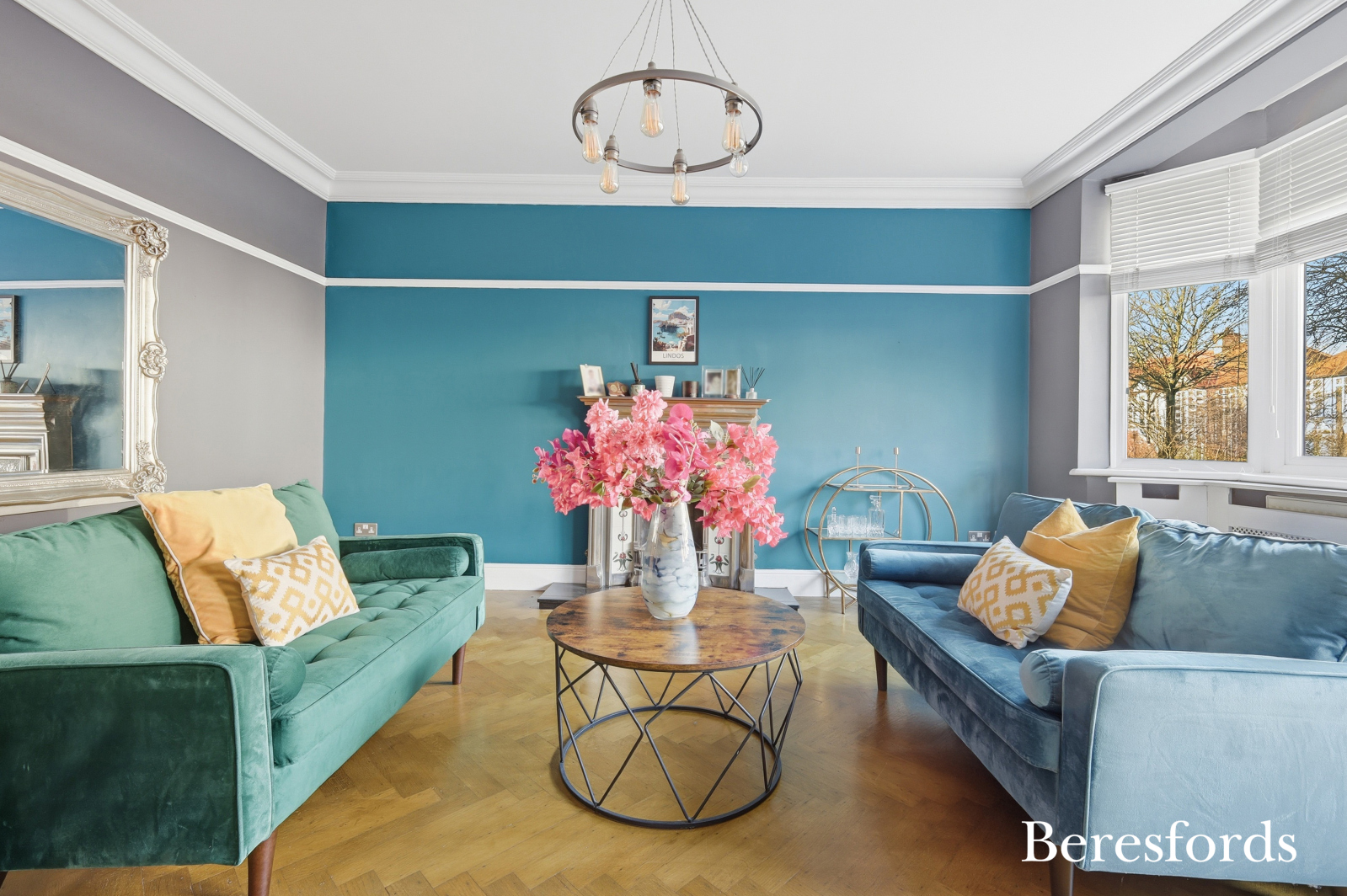 4 bedroom detached house for sale 0