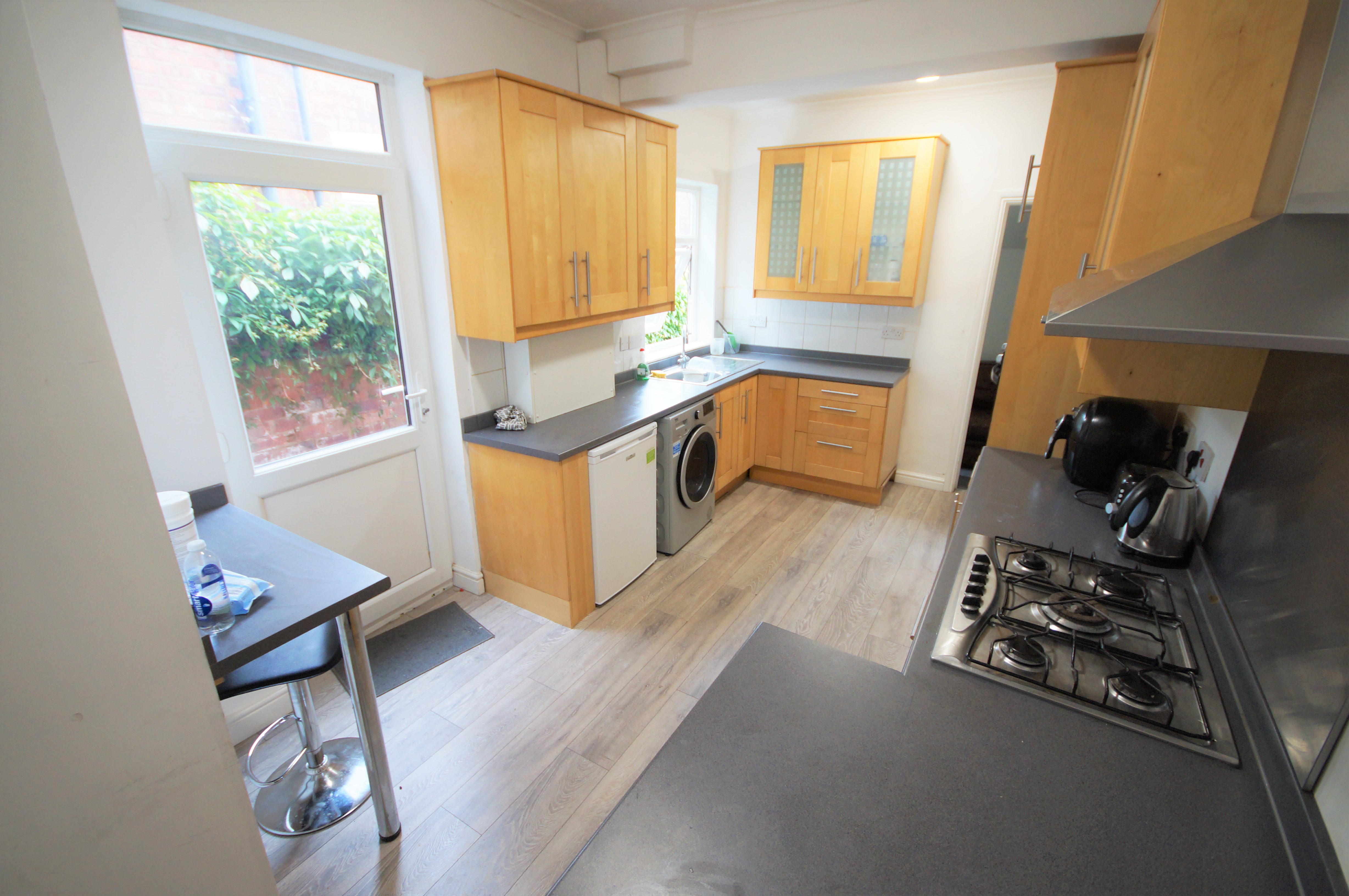 Room 5, 10, Gresham Street, Coventry photo 5