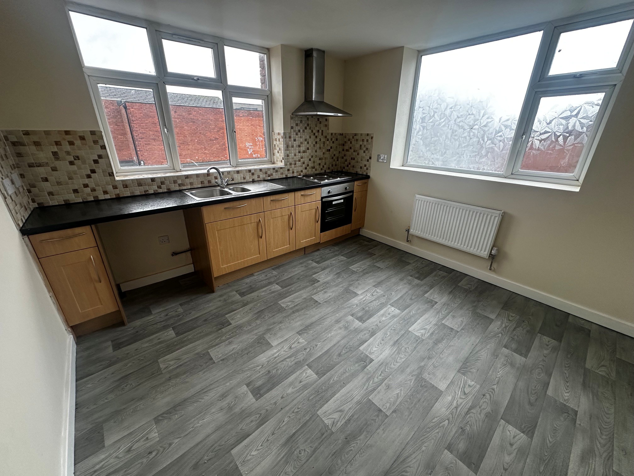 36b, Ripley photo 5