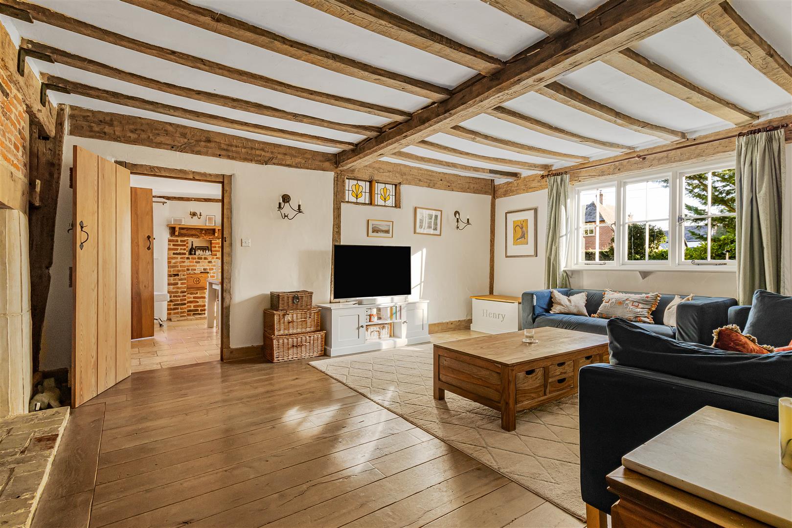 4 bedroom detached house for sale 0