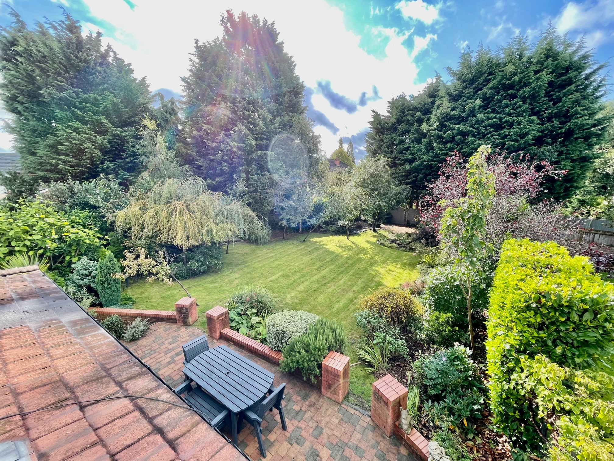 Photos of Wells Green Rd, Solihull, West Midlands B92 65726834