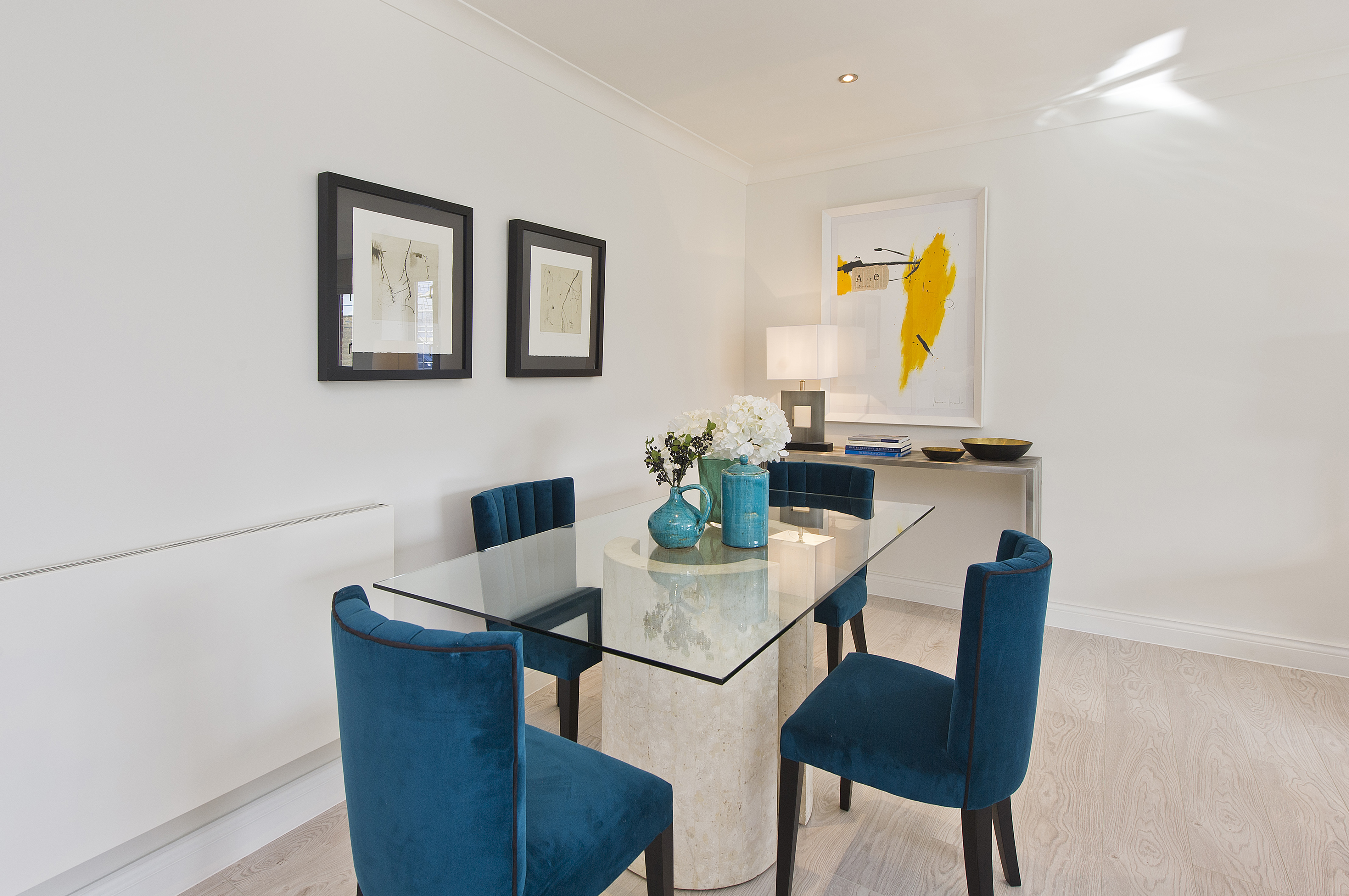 2 bedroom flat for sale 0