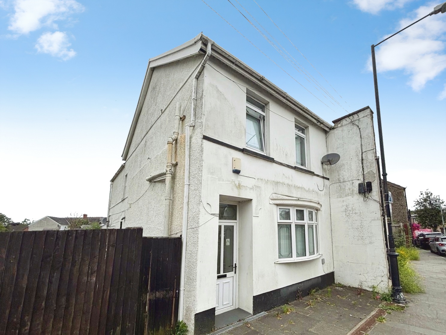 144, St. Teilo Street, Swansea photo 4