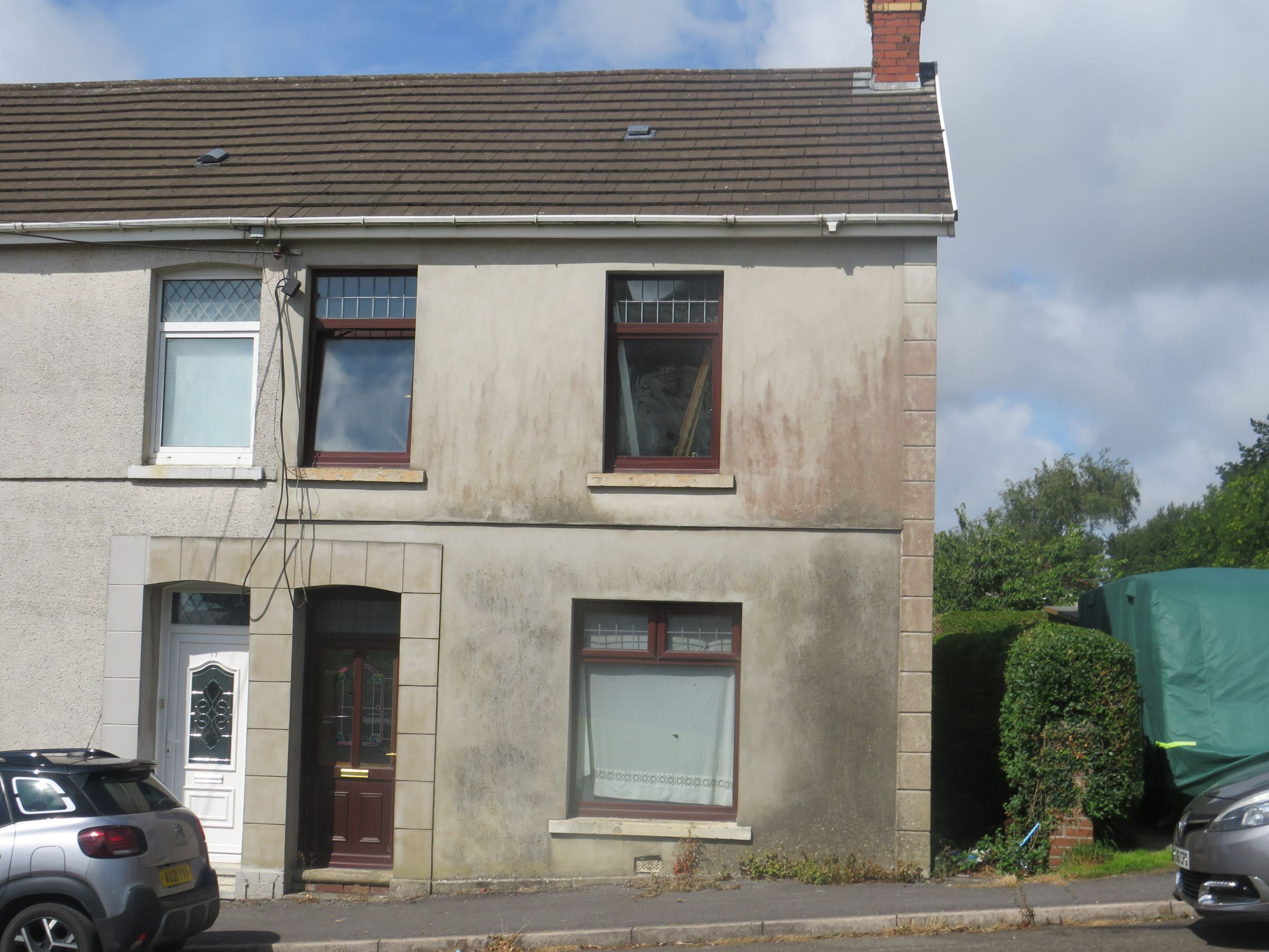 15 Parc Gitto, LLANELLI photo 2