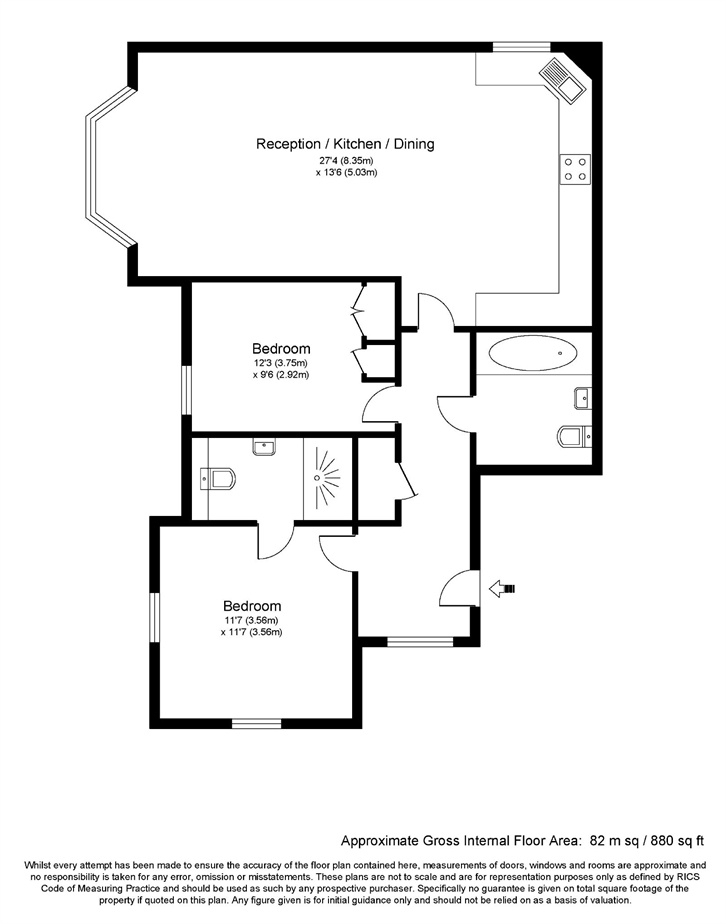 2 Bedrooms Flat for sale in Oatlands Chase, Weybridge, Surrey KT13