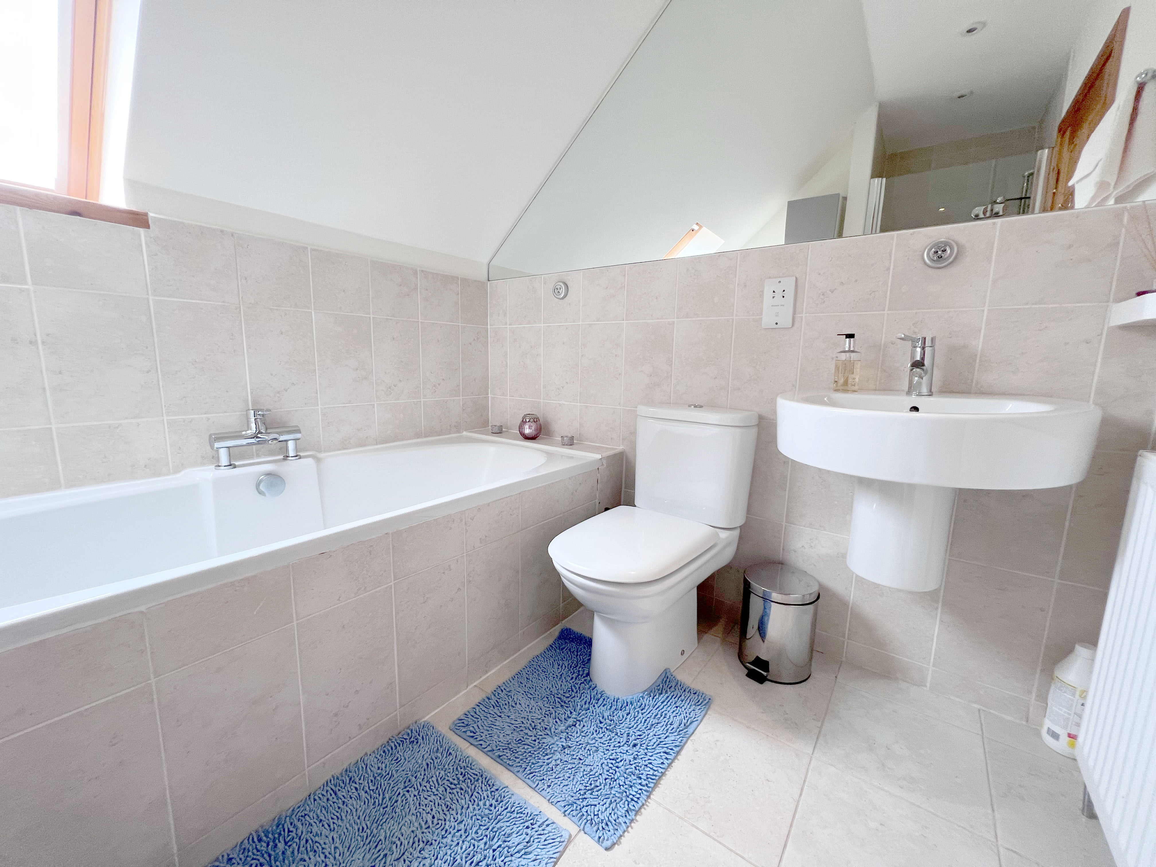 Photos of 1 Coach House Gardens, Olivers Brae, Stornoway HS1 64752064