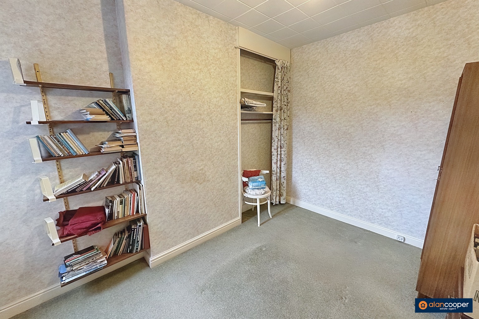 Photos of Manor Park Road, Nuneaton CV11 66816708 PrimeLocation