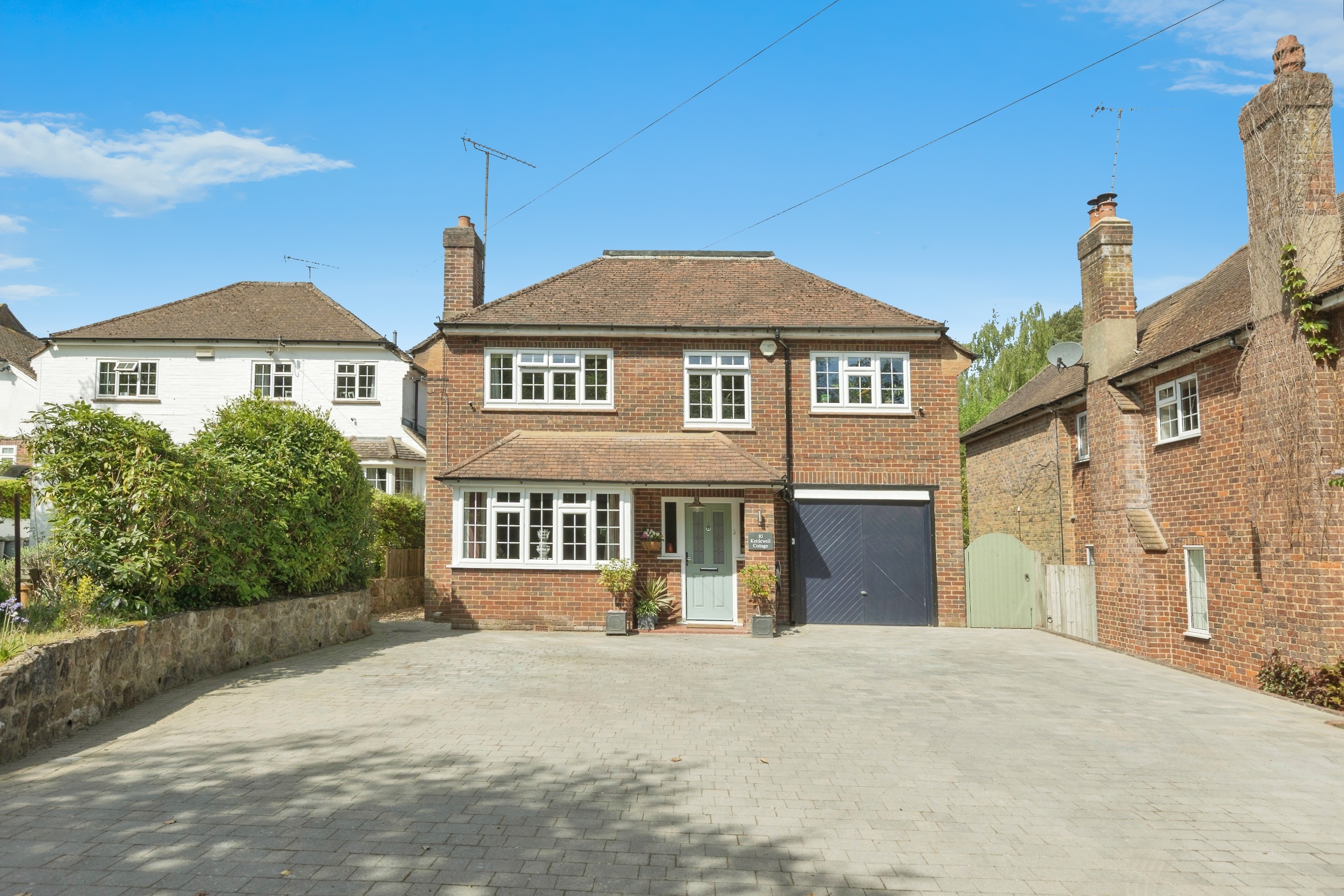 3 bedroom new flat for sale