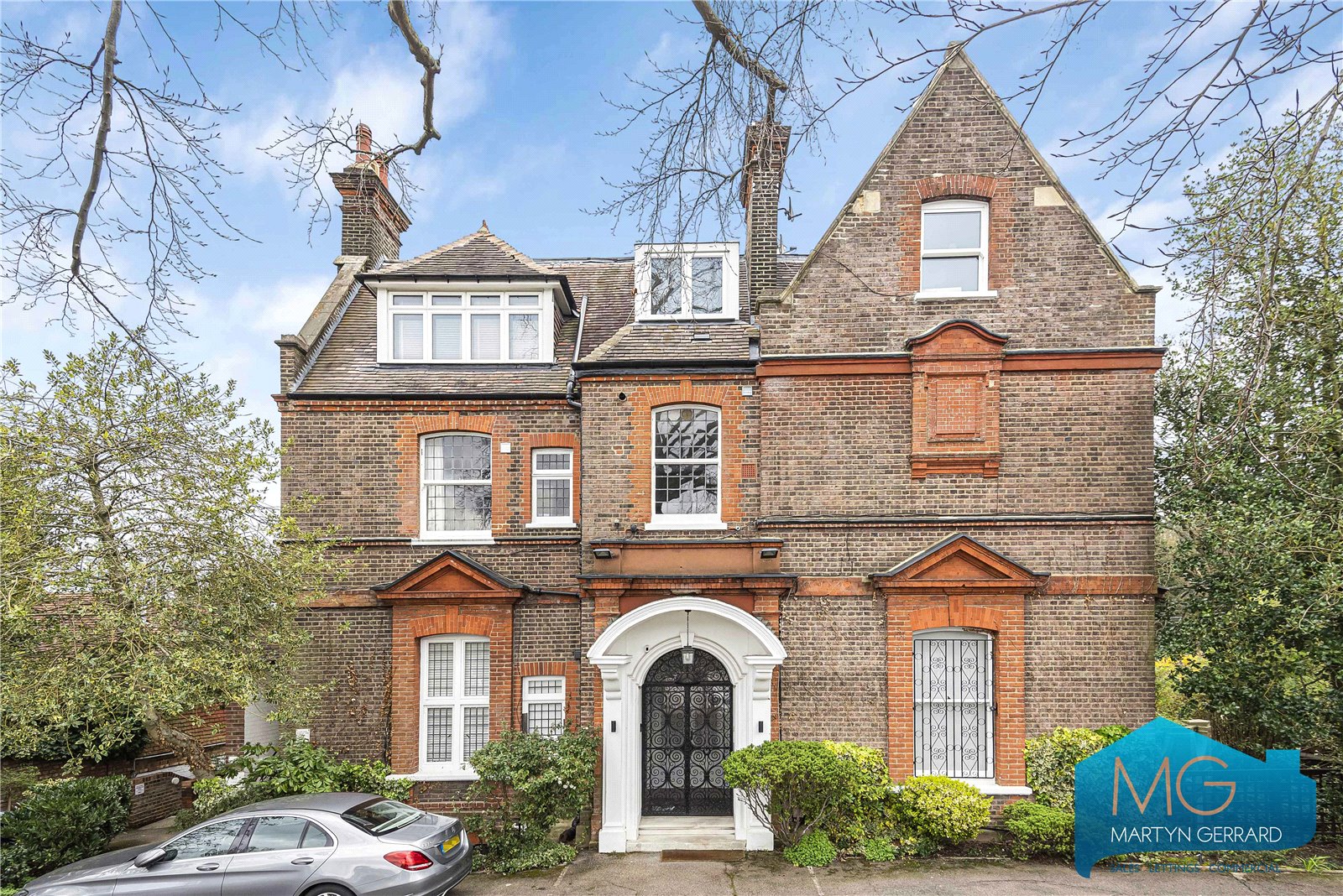 4 bedroom maisonette for sale 0