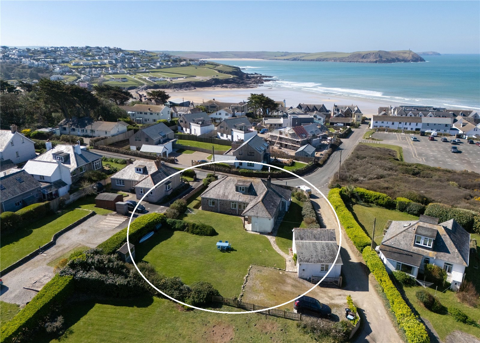 6 bedroom detached house for sale 0