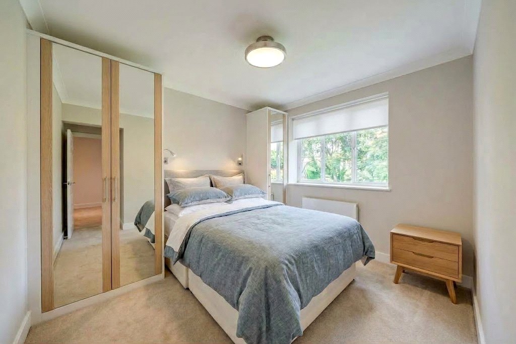 G14LP0210,, Oakhill Court, East Putney photo 5