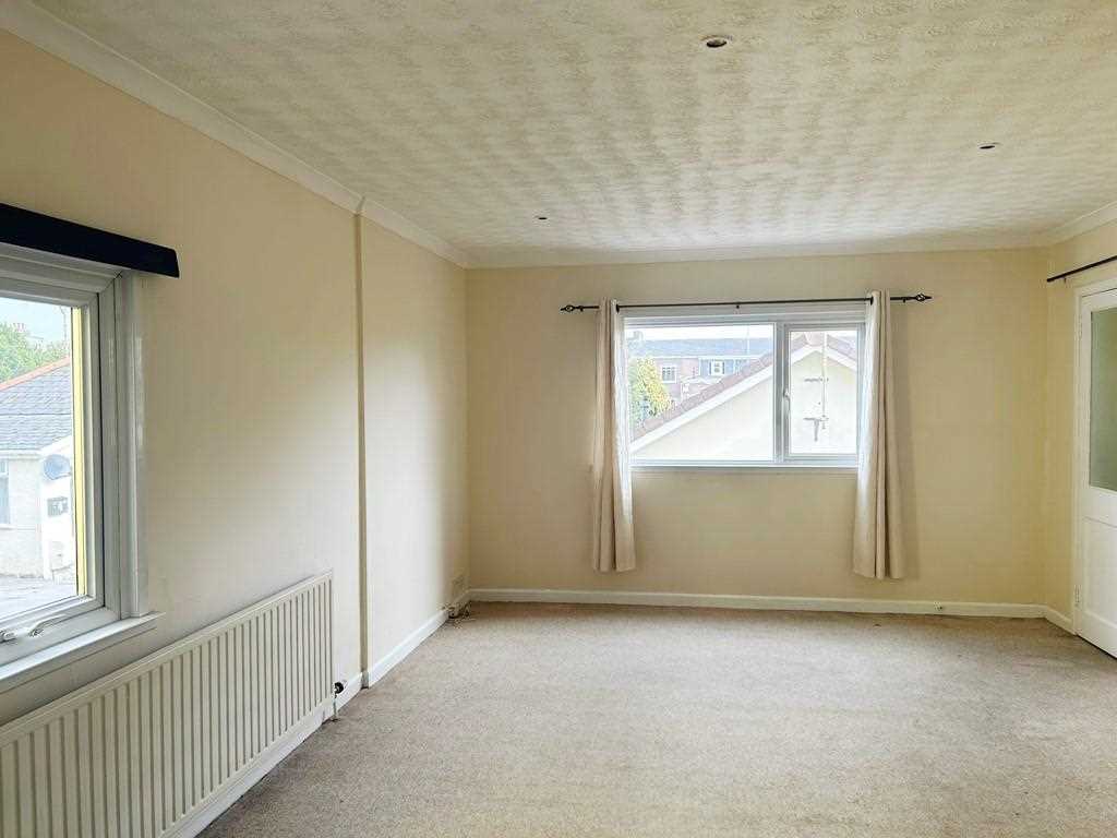 Photos of Arwenack Avenue, Falmouth TR11 64376026 PrimeLocation