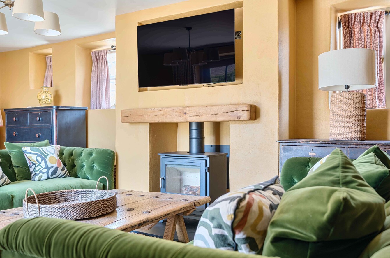 4 bedroom cottage for sale 0