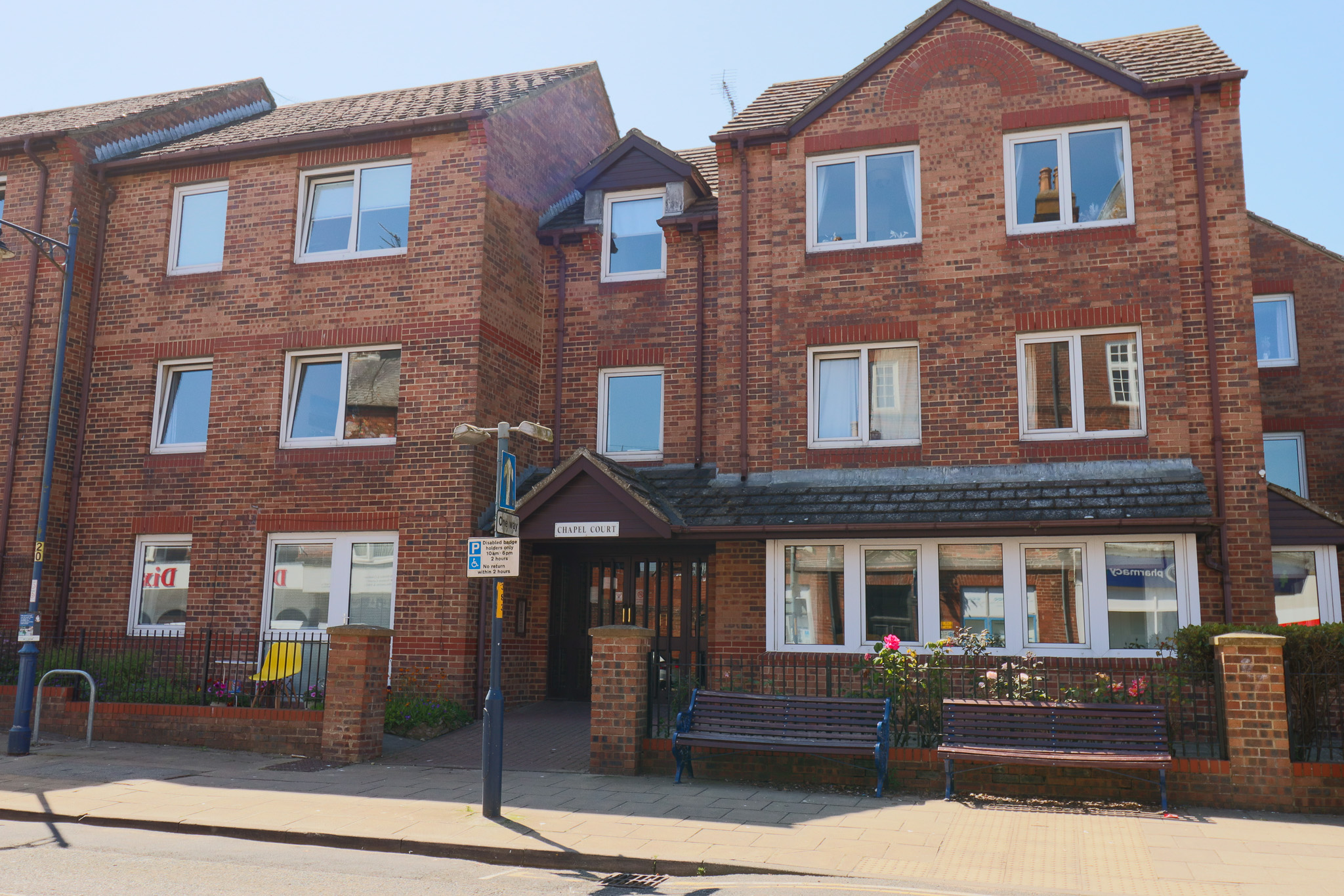 1-bed flat on 6, Chapel Court, West Avenue, Filey, £87,000