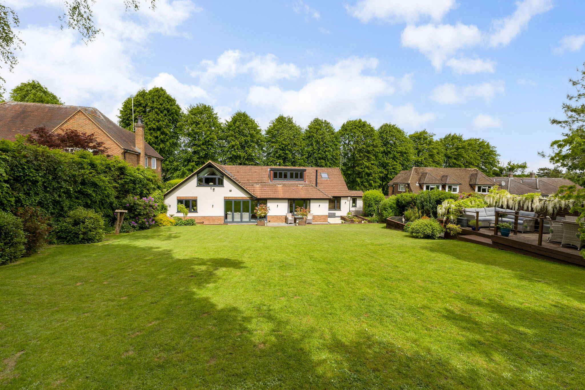 5 bedroom detached house for sale 0