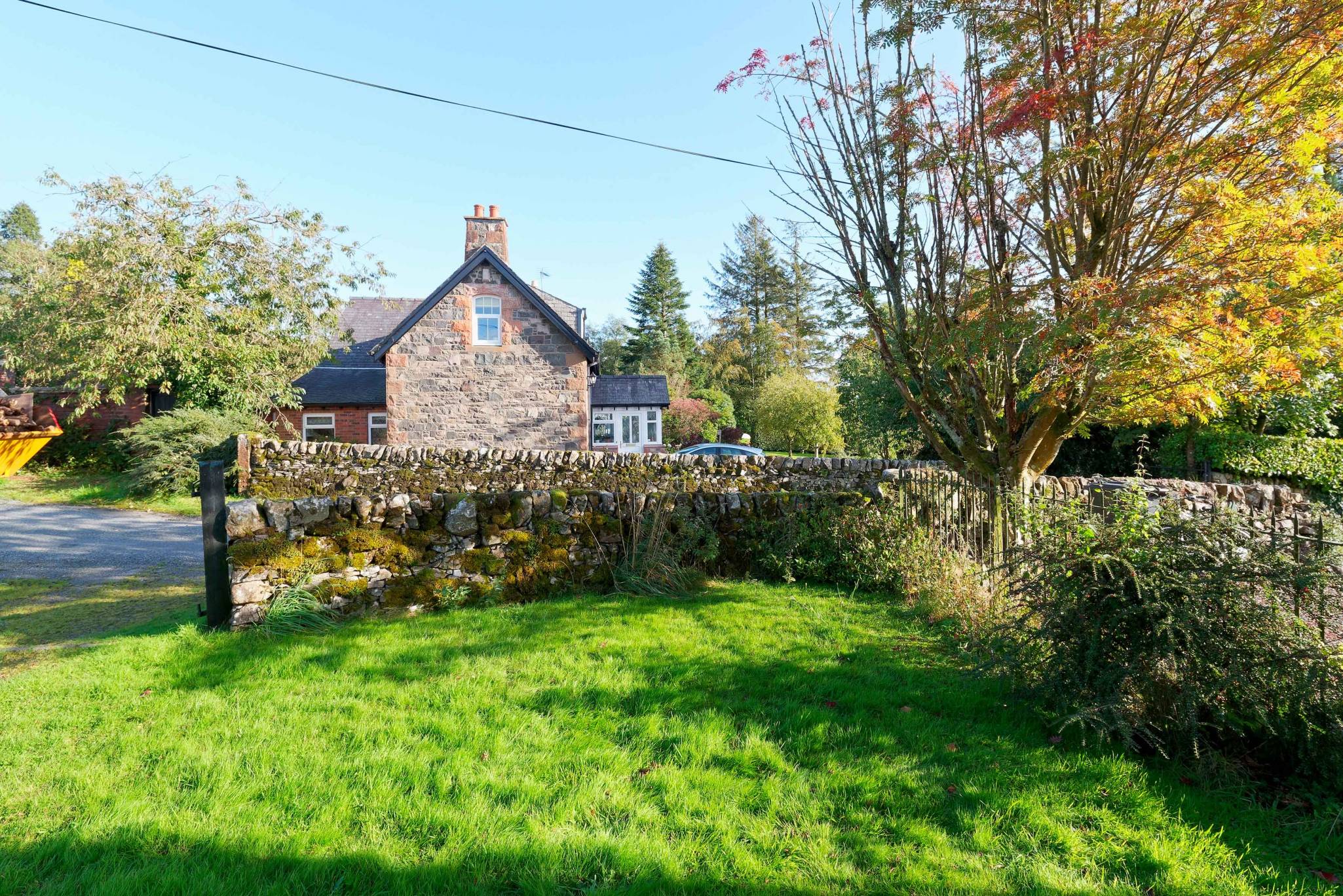 Photos of Newlands Cottages, Kirkmahoe, Dumfries And Galloway DG1