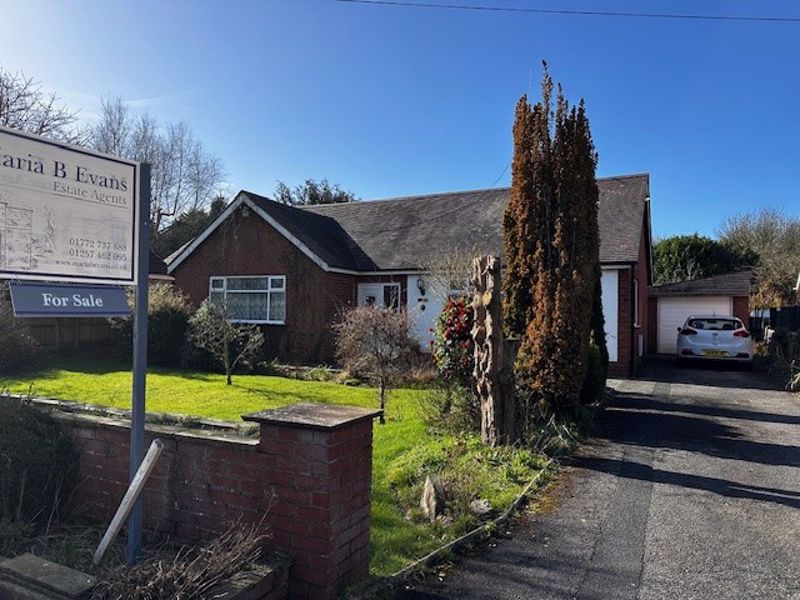 Photos of Hawthorns, 1 Pompian Brow, Bretherton PR26 66522480