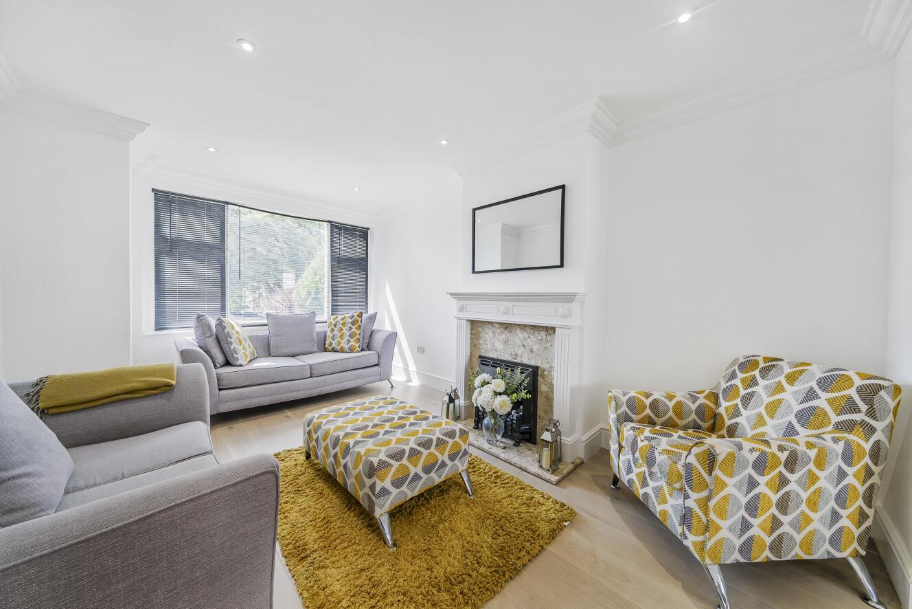 5 bedroom semi-detached house for sale 0