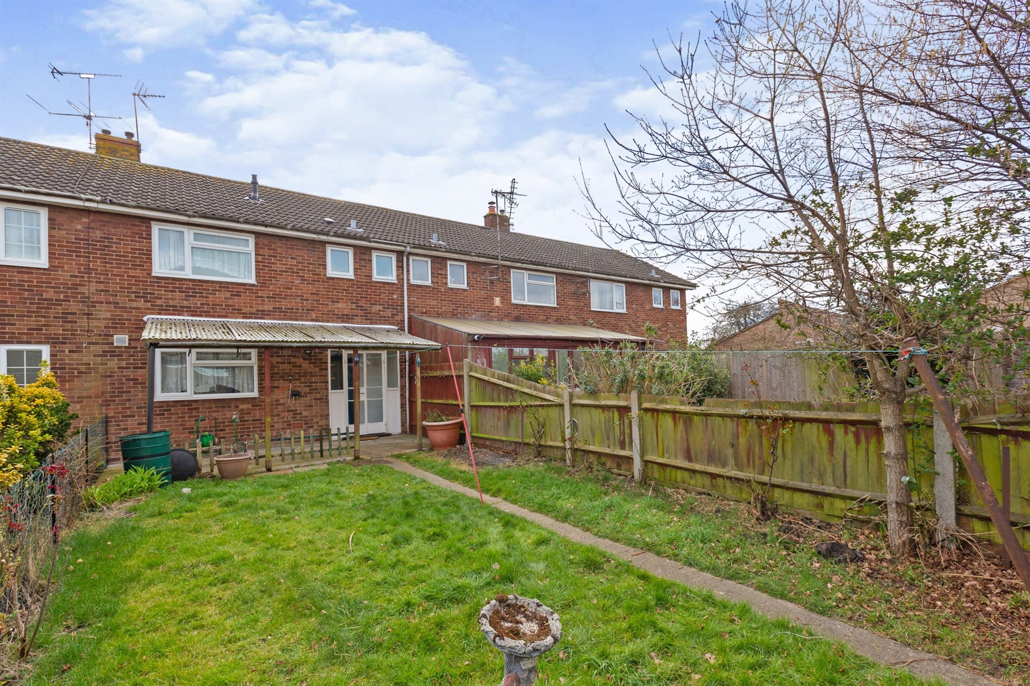 Photos of Quarrendon Avenue, Aylesbury HP19 60967213 PrimeLocation