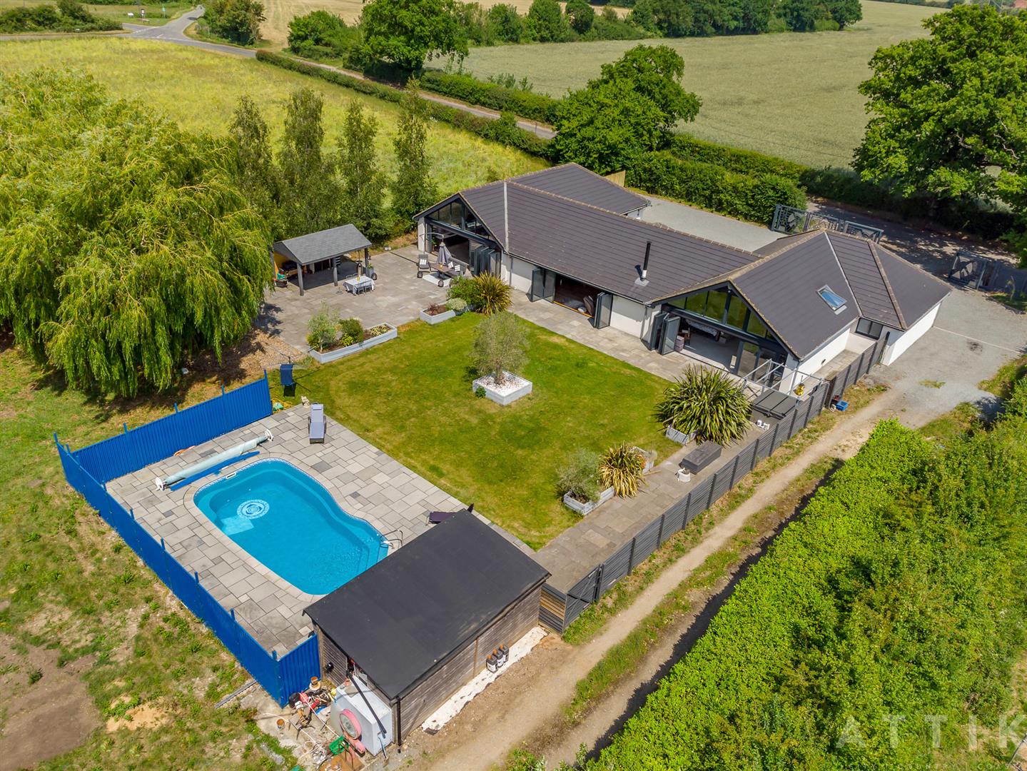 Lakeside, Ringsfield Road, Beccles photo 4
