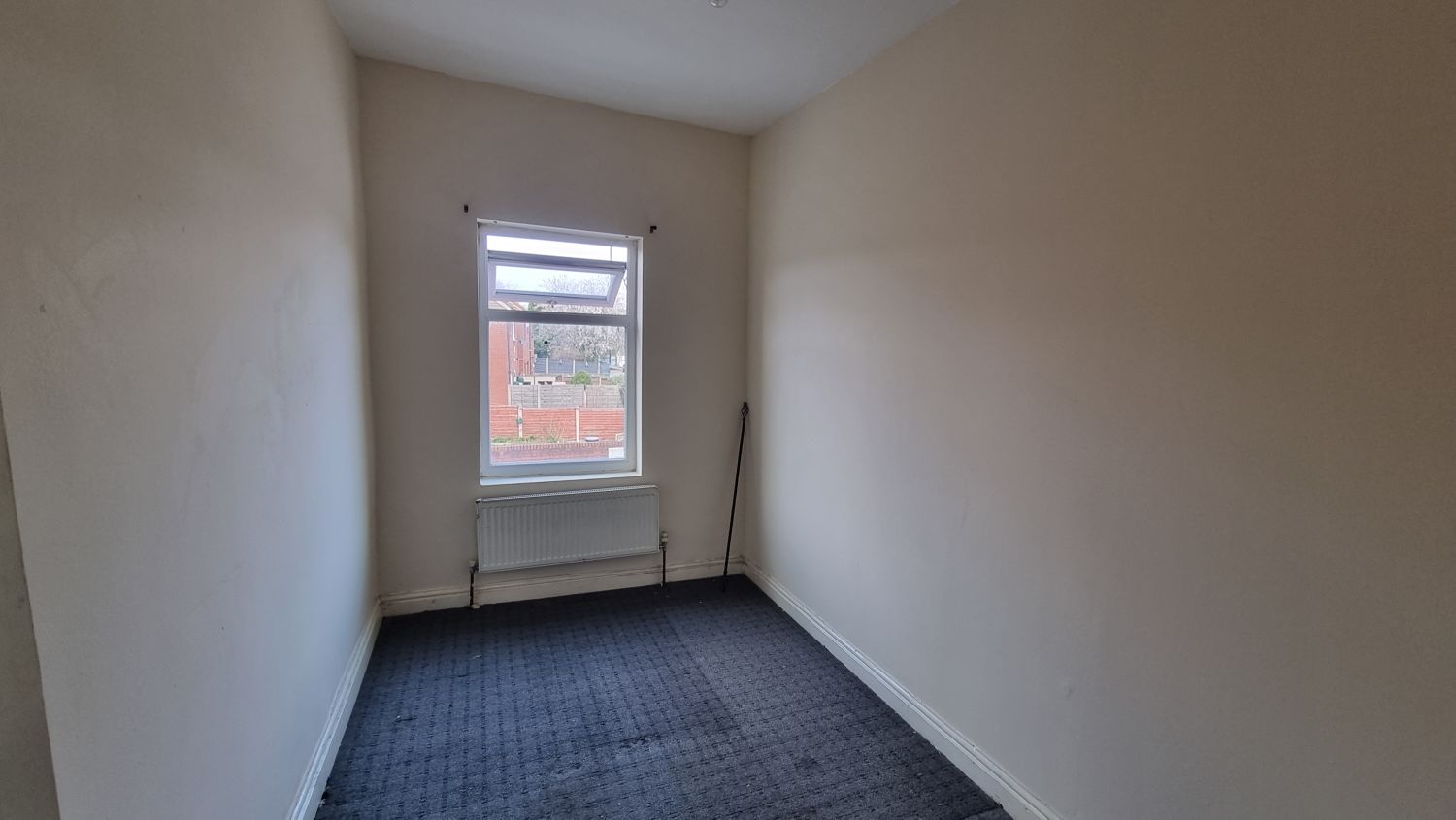 397A, BRADFORD ROAD, Manchester photo 5