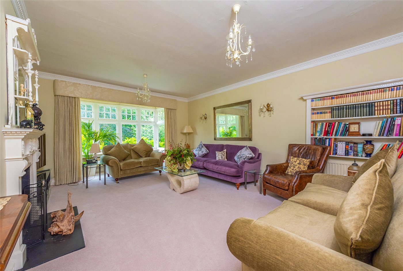 Photos of Fleet Hill, Finchampstead, Wokingham, Berkshire RG40