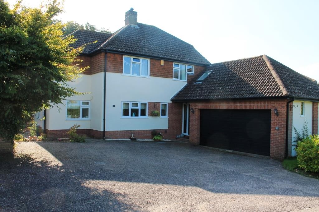Free property report 3 The Chestnuts, Aylesbeare, EX5 2BY Chimnie