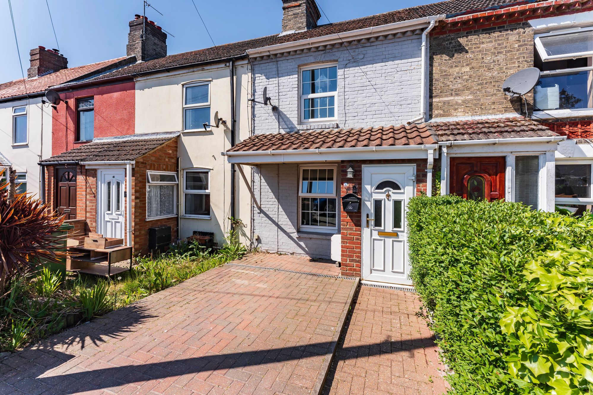 43 Station Road North, Great Yarmouth photo 2