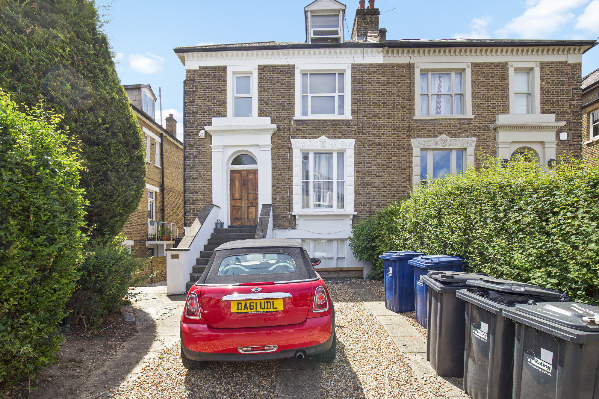 128c, Flat 3, The Grove, Ealing photo 2