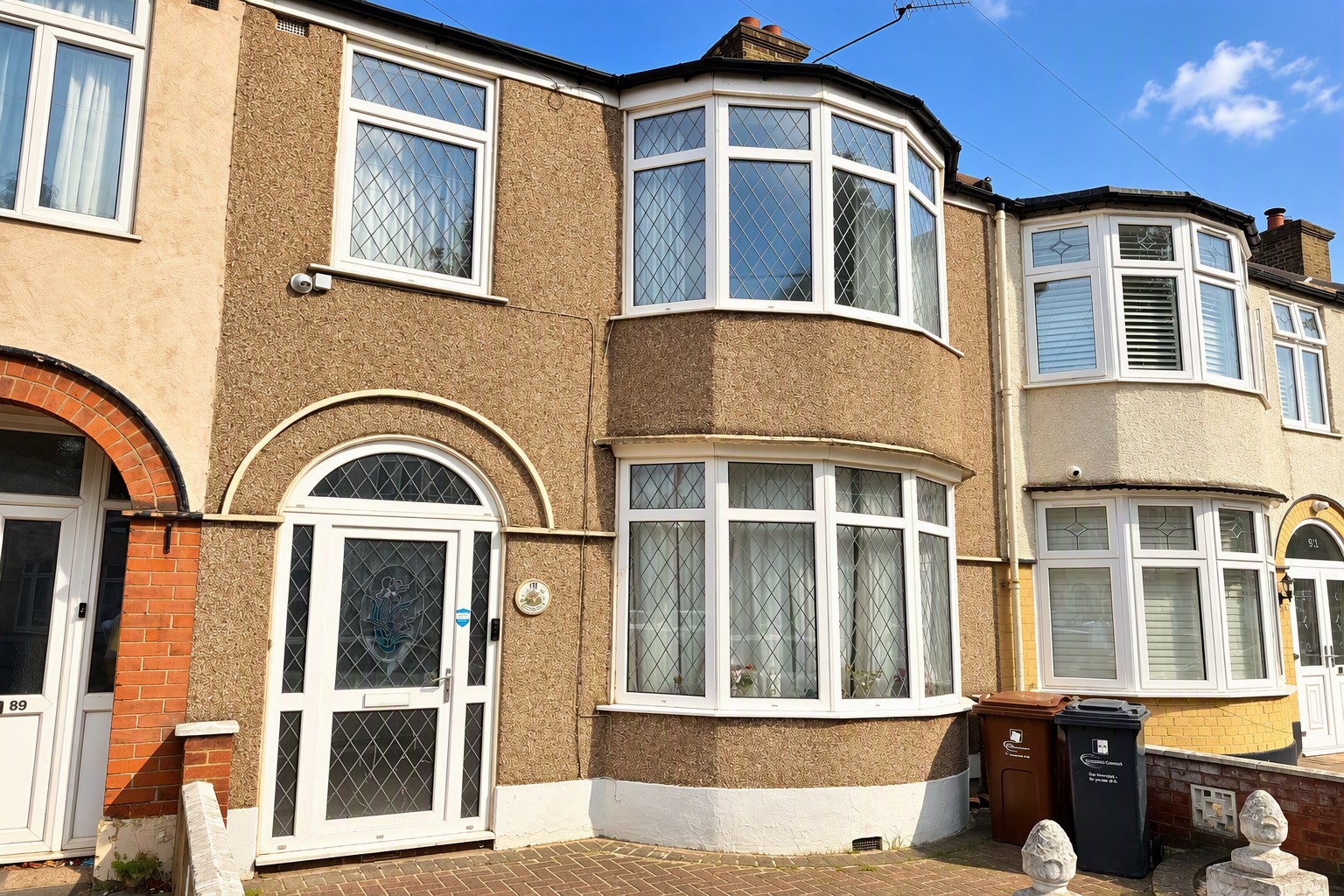 91, Lyndhurst Gardens, Barking photo 5