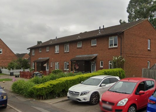 11, Lanhydrock Close, Swindon photo 2