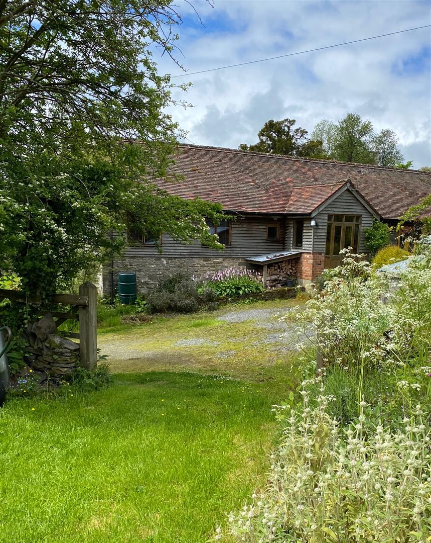 Photos of Stapleton, Presteigne LD8 61669100 PrimeLocation