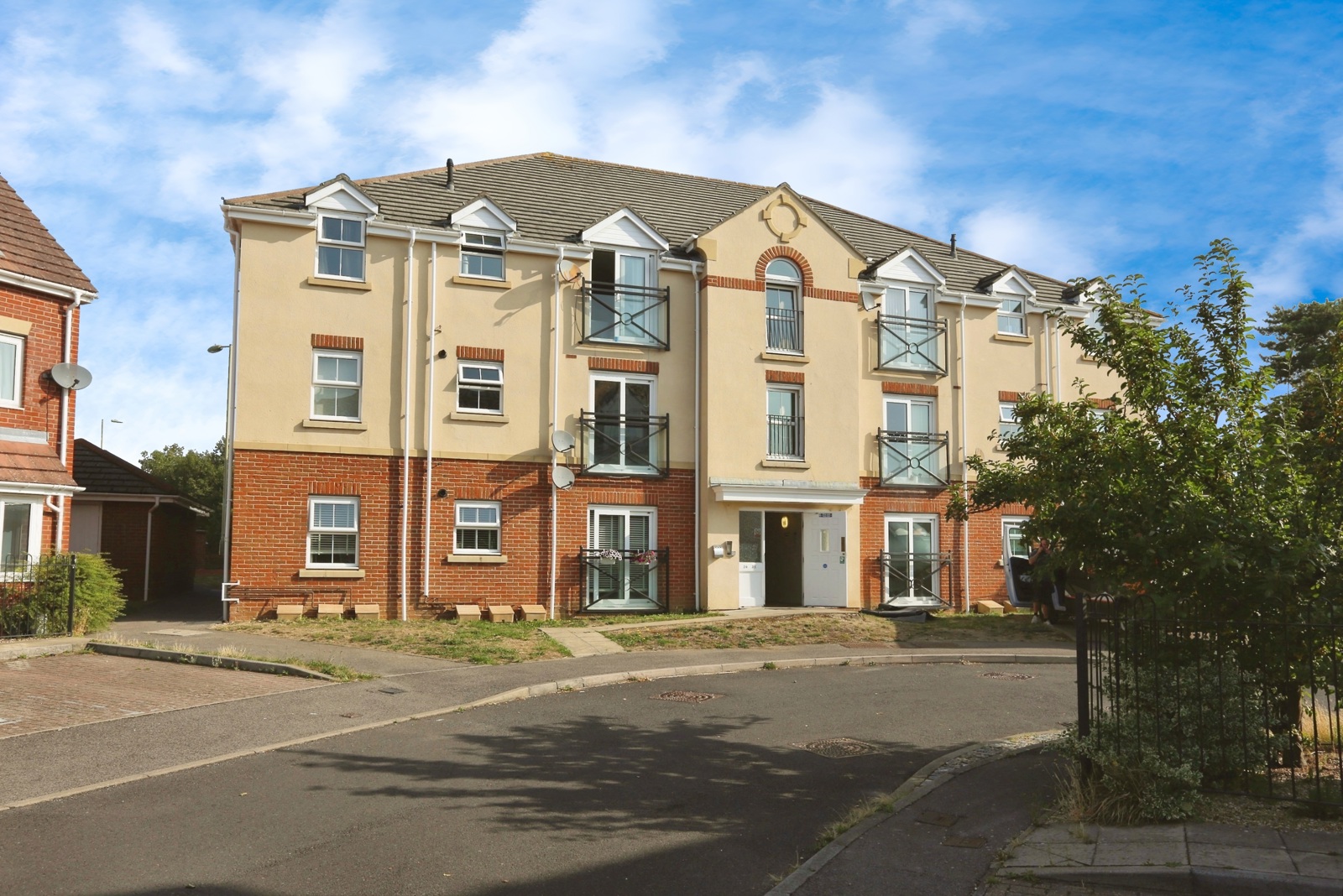2-bed flat on 25, Chadwick Way, Southampton, £150,000