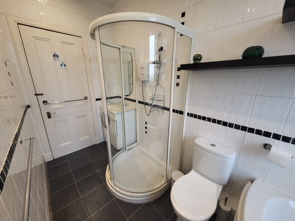 Photos of Greenlaw Avenue, Paisley, Renfrewshire PA1 66509993