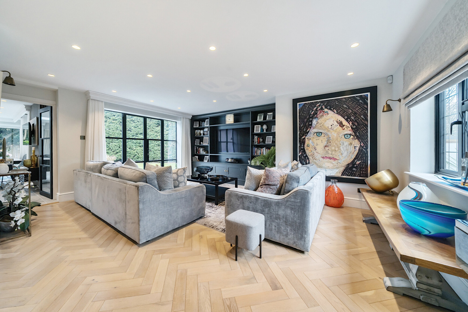 4 bedroom detached house for sale 0